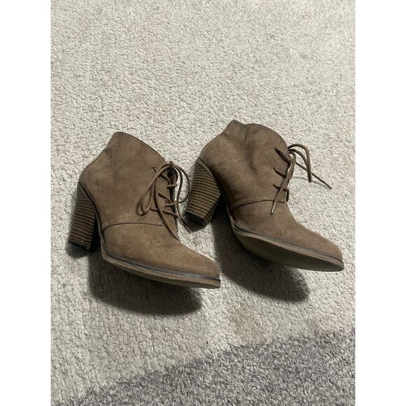 MIA Shoes - Mia Women's Size 8 Shayna Lace Up Block Heel Ankle Booties Brown GG378X